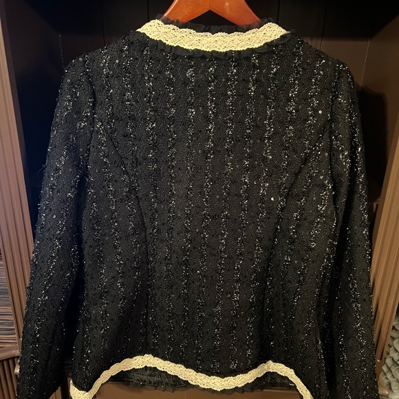 ladies jacket- unique design - Picture 7 of 15